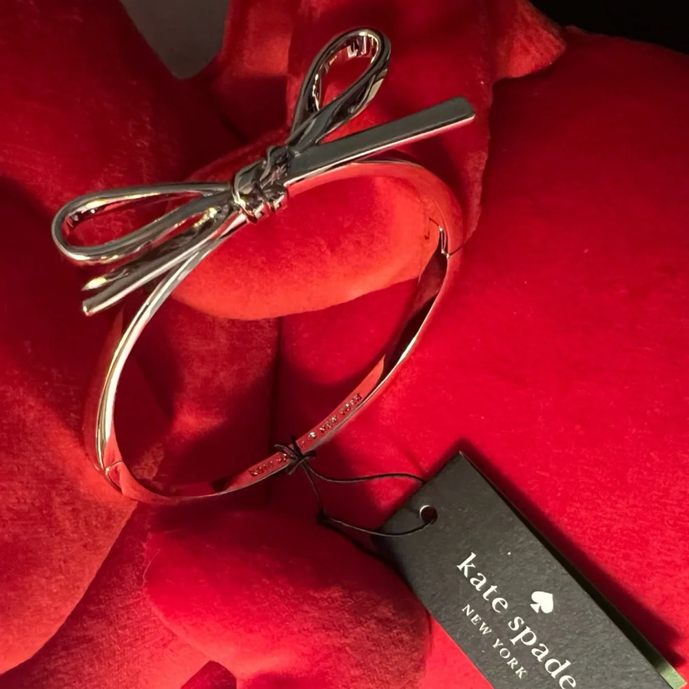 Kate Spade Silver Bow Skinny Mini Bracelet w Dusty